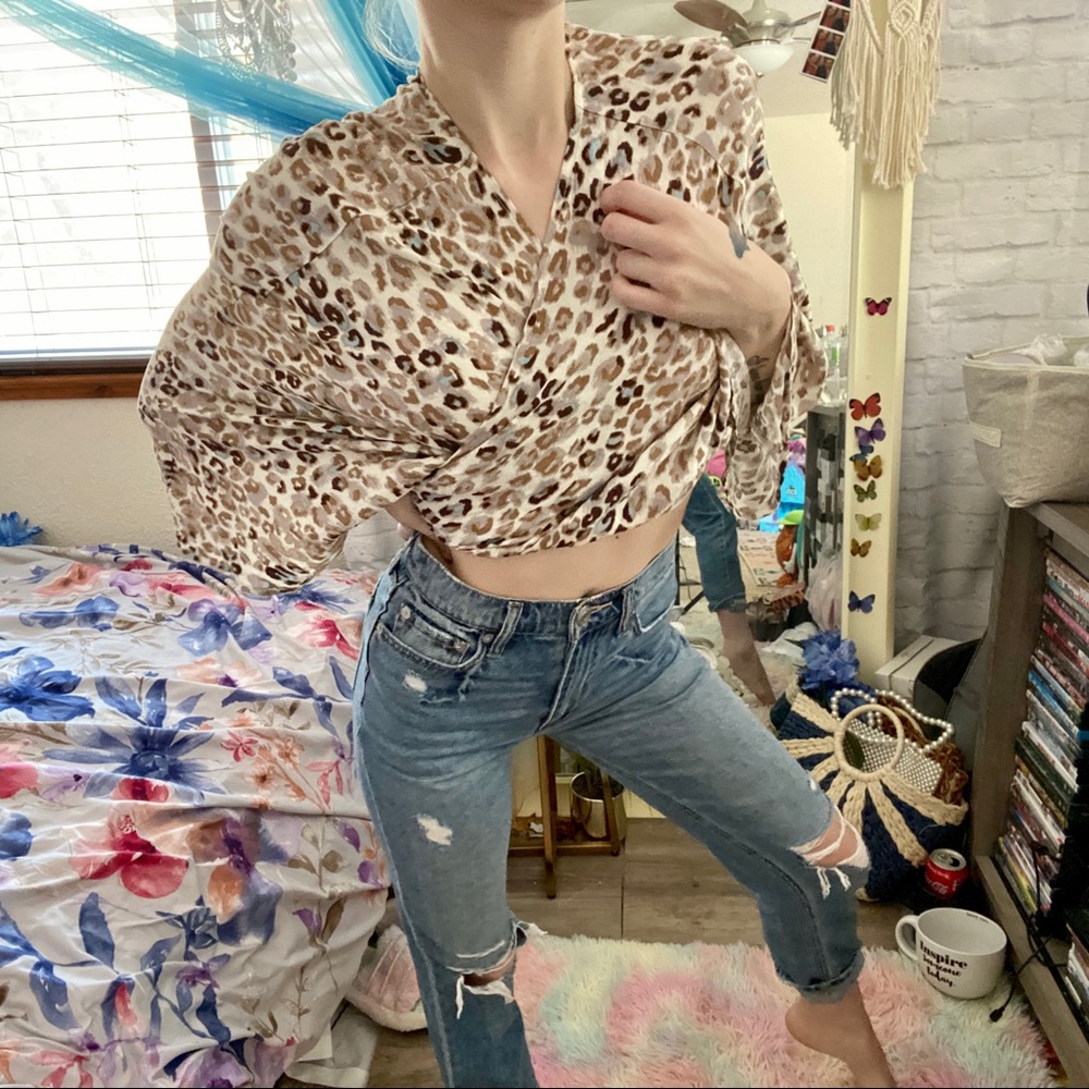 NEW Leopard Wrap Top - Picture 13 of 15